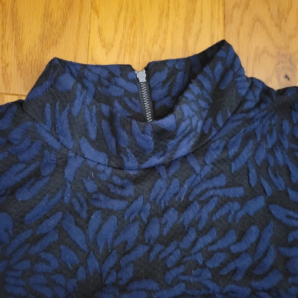 Anthro Hutch Michaela Textured Bell Sleeve Dress, Large - Picture 3 of 5